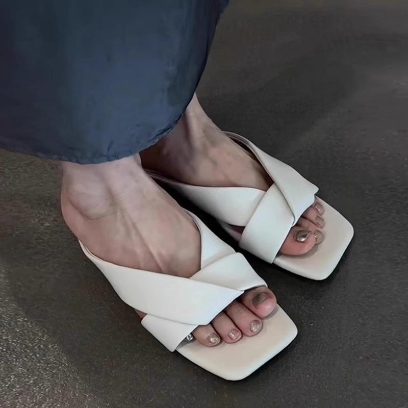 Sheepskin Version~ 2025 New Summer Wear French Skirt Cross with Cool Slippers Women's Flat Bottom Open-toed Lazy Half Drag
