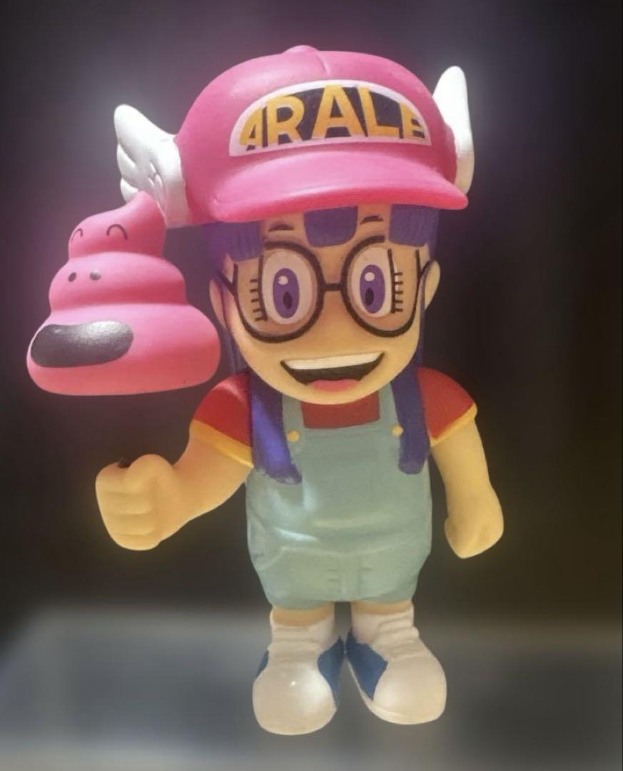 

[USED] Arale-chan figure, approx. 13cm