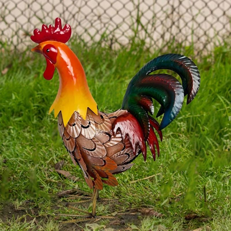 Elegante Scultura di Gallo in Metallo Per Giardino e Decorazione della Casa Ornamenti per Prato sul Retro Con Finitura Resistente alle Intemperie