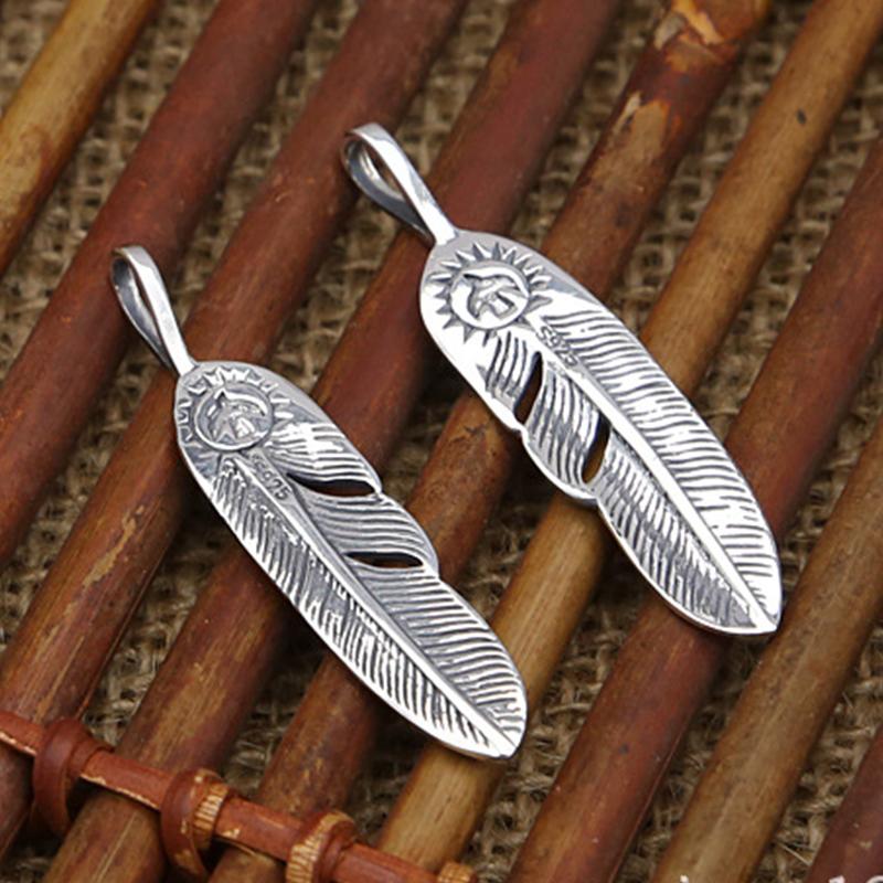 S925 Stříbrné šperky Retro Thai Silver Ručně vyráběné peří Létající orel Muži a ženy Jednoduchý přívěsek