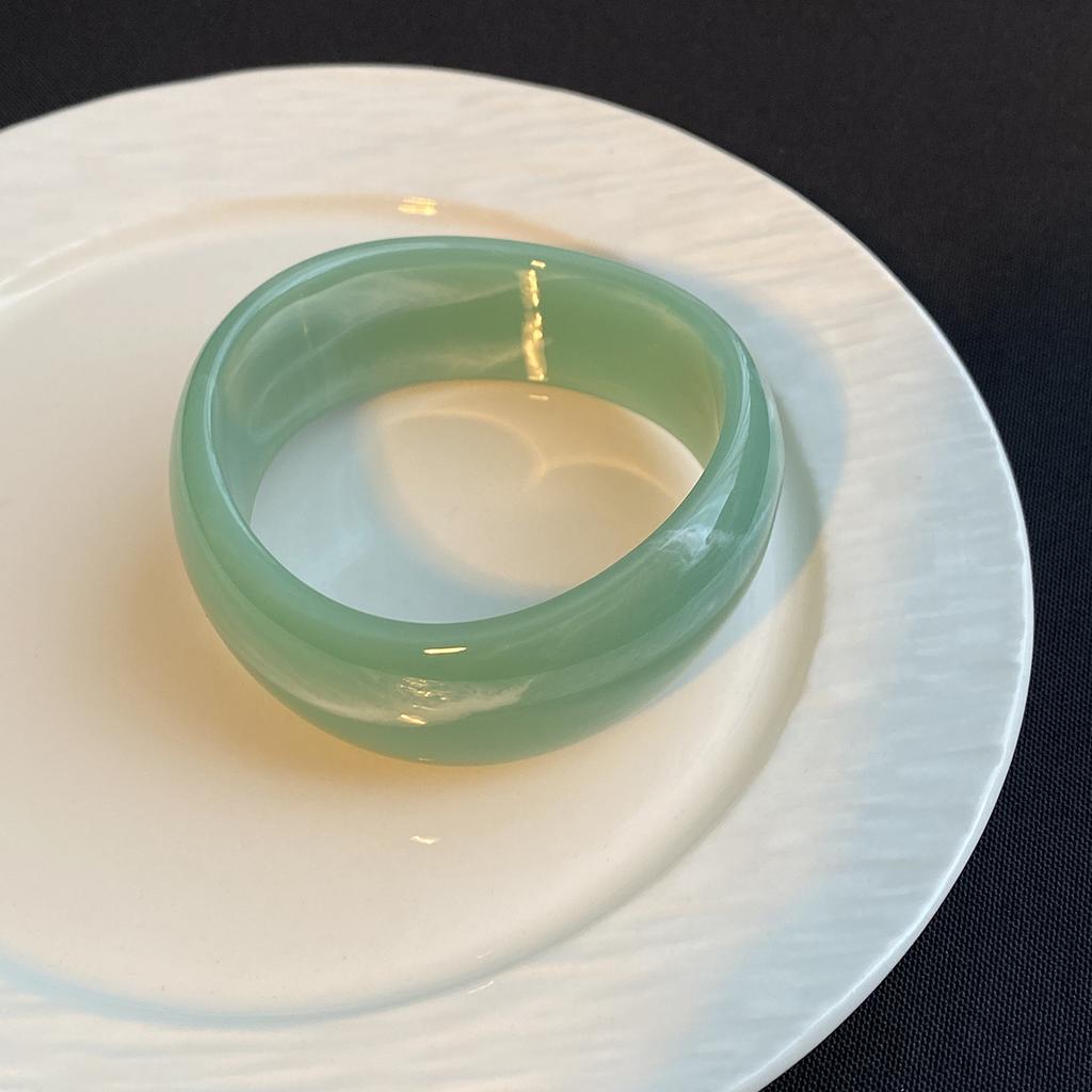 Retro Special-Shaped Wide Square Acrylic Multi-Color Bracelet Multi-Color Exaggerated Design Sense Niche Jewelry