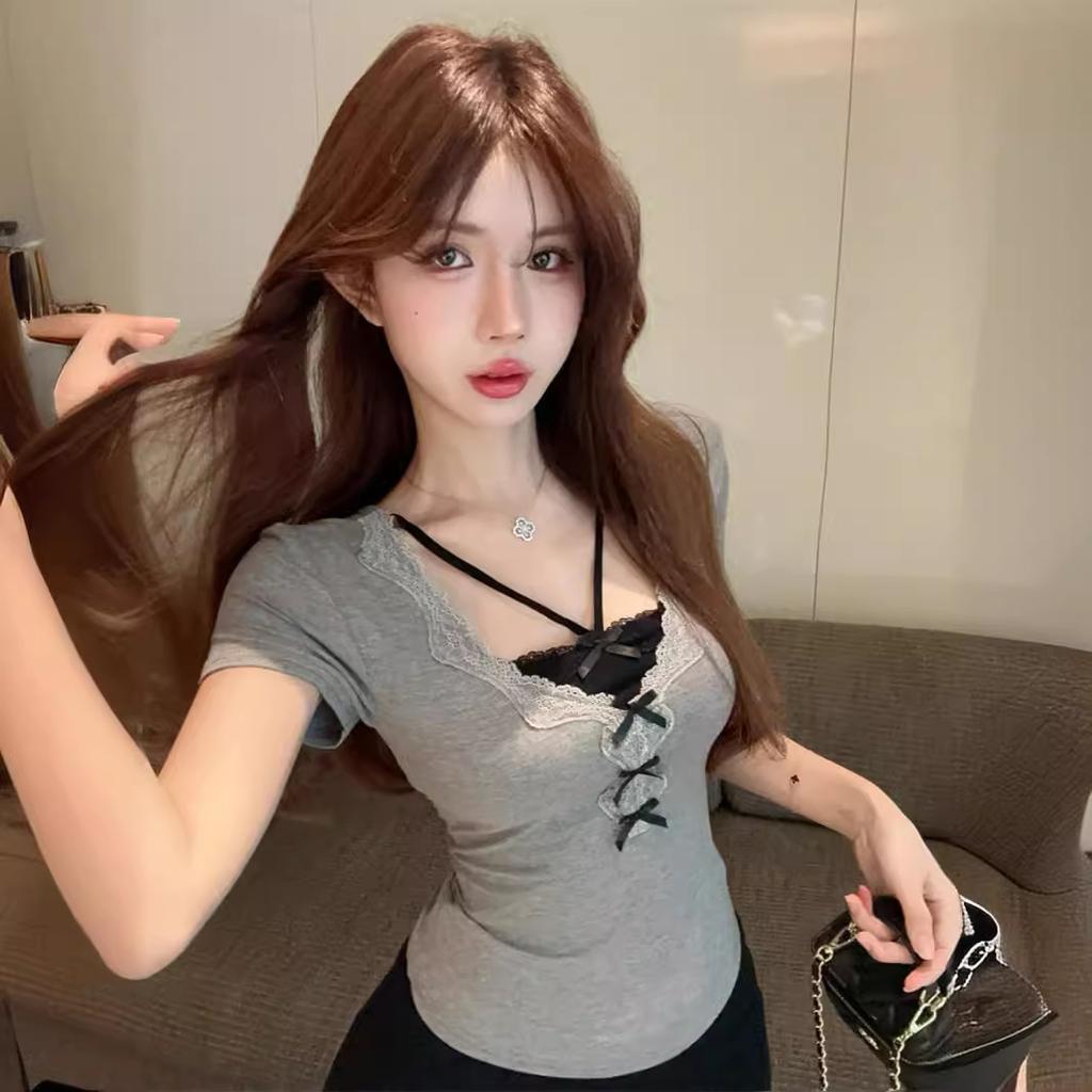 Sweet Spice Girl Fake Two Pieces Lace Neck Short Sleeve T-Shirt Women's Summer Pure Desire Square Neck Short Top Chic and Beautiful