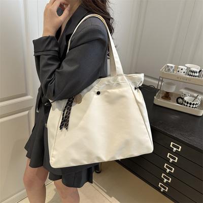 The New Pleated Strap Is Popular This Year, Large-capacity Summer Pendant, Solid Color Shoulder Tote Shoulder Bag.