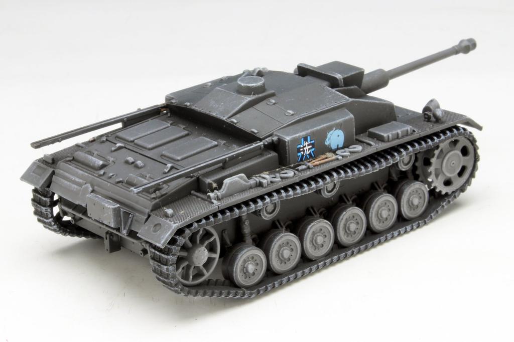 Platz Girls Panzer the Movie StuG III F Hippo Team Scale Plastic Model Kit & Ausf. (Movie Version) 1/72 GP72-14