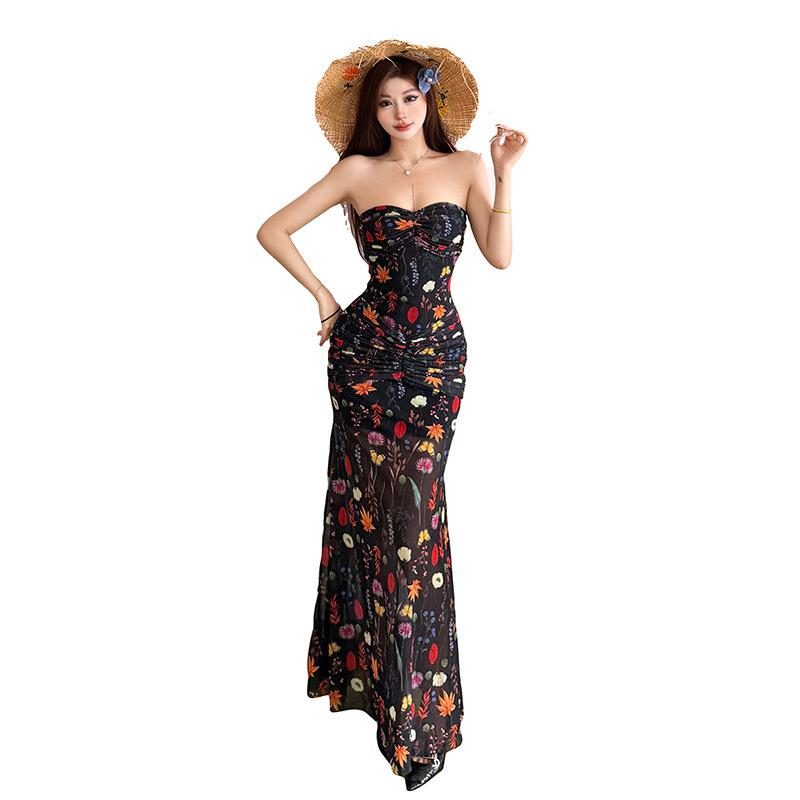Europe, America summer hot sale fashion new retro floral tube top slim slim slim hip wrap dress women