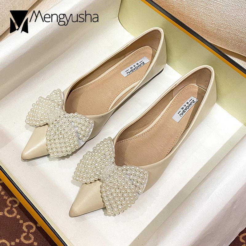 Мода 2024 Туфли-стринги с бусинами и бантом Женские балетки на мягкой подошве Кожаные — фото 3