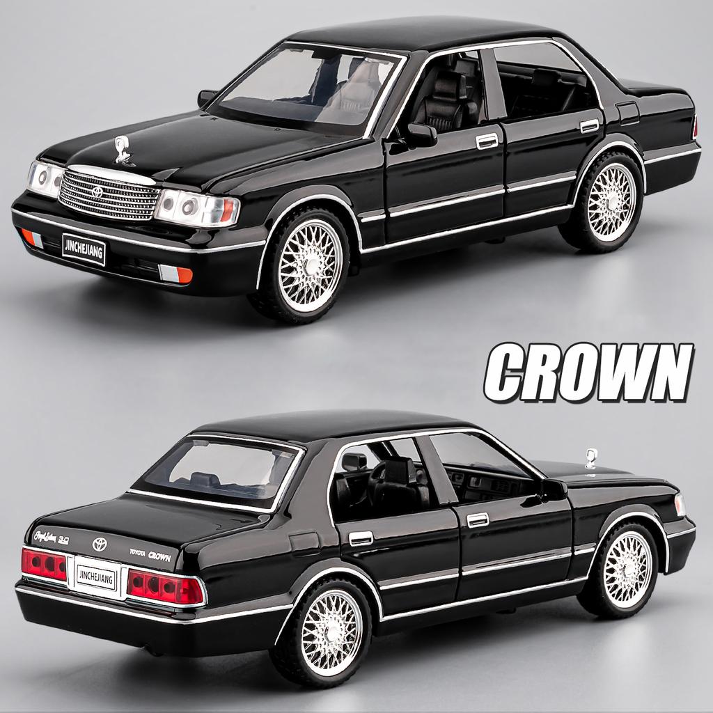 1/32 Toyota Crown Alloy Model Car Toy Diecasts Metal Casting Sound and Light Car Toys For Children Vehicle