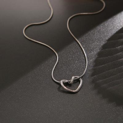Collana girocollo da donna con ciondolo a forma di cuore cavo, collana corta regolabile con catena estesa, accessori per gioielli