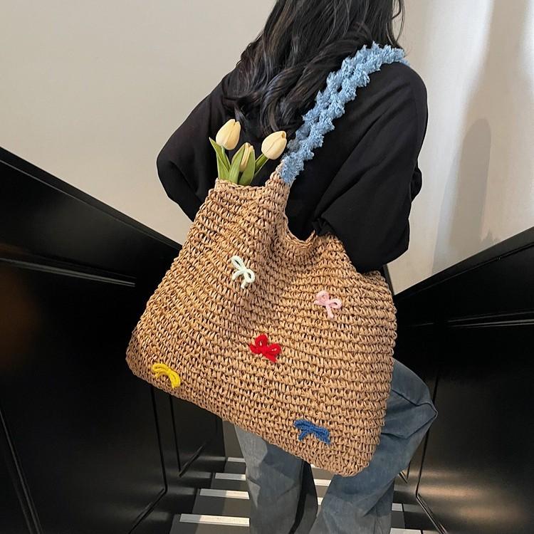 Beach Vacation Straw Bag Women's 2025 New Casual Large-capacity Woven Bag Shoulder Tote Bag