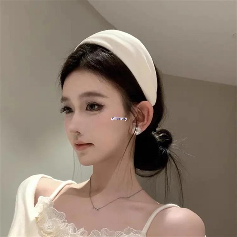 French Plain Wide Headband for Women - Enhances Features, Stylish Hair Accessory