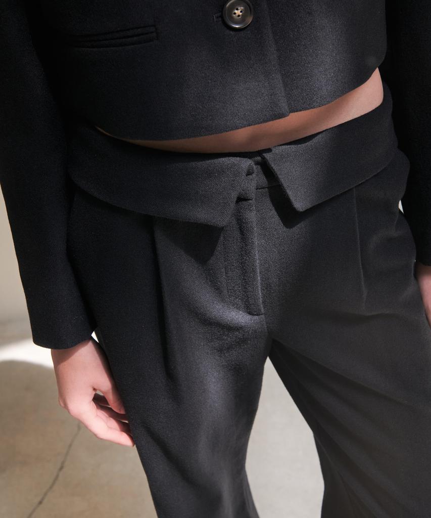 Eonmyuteu Semi Wide Wool Pants (Black)