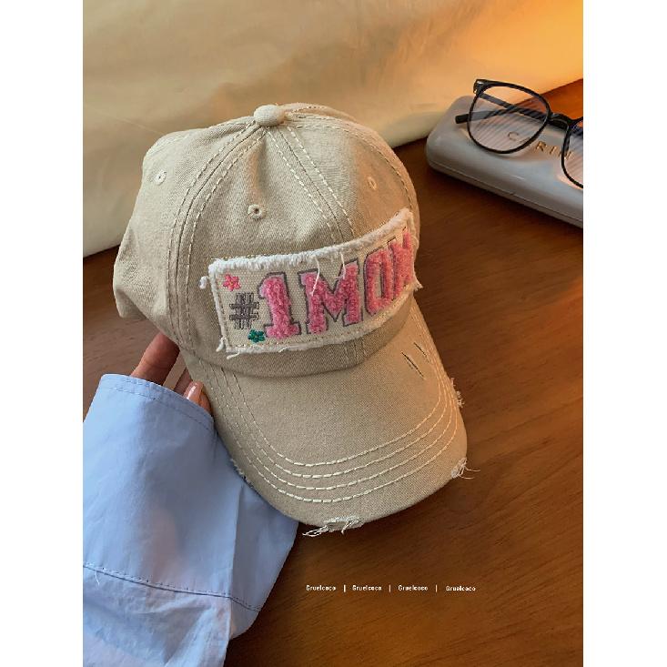 

Designer American-style sweet and cool retro letter baseball cap, Korean street fashion versatile duckbill hat for men and women, sun protection Adjustable легкие хаки