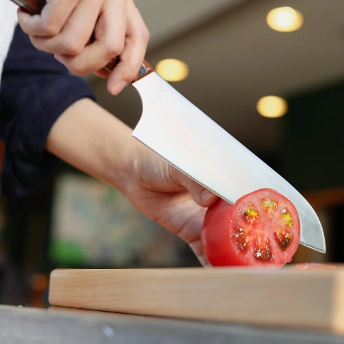 Two-piece kitchen knife set (Santoku and Petty) [Wa NAGOMI] "Mitsuboshi Cutlery, founded in 1873" All-purpose knife set