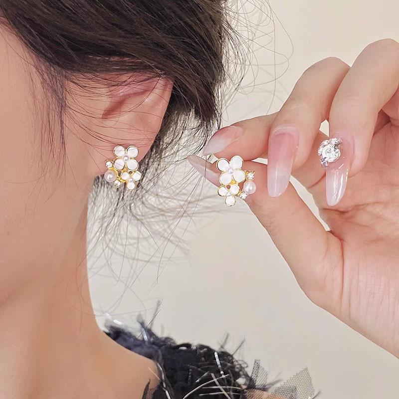 Large Retro 925 Pearl Earrings with Niche Ear Buckles for Women