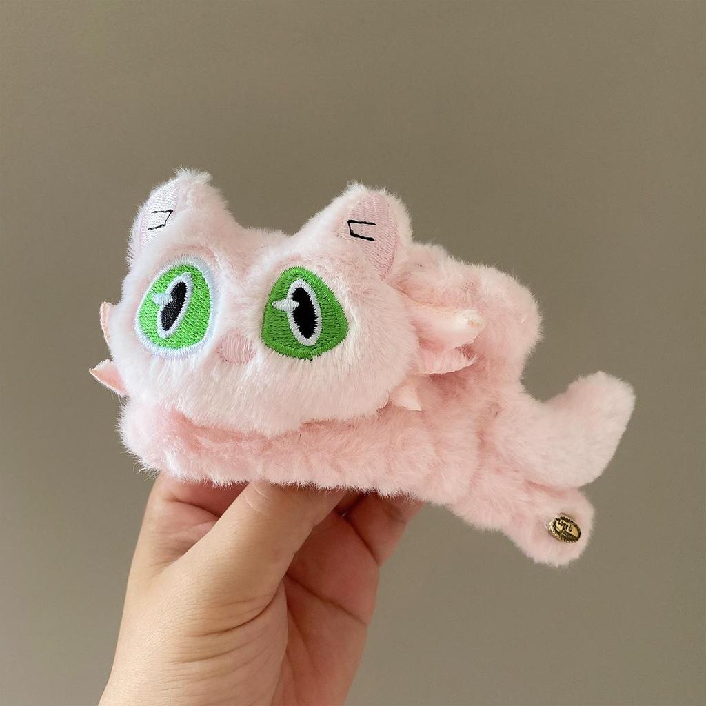 Korean Style Black Plush Cat Claw Hair Clip for Women - Autumn/Winter Cute Shark Hairpin Accessory