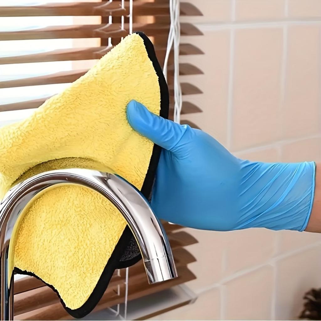 100 Blue Disposable Nitrile Gloves - Super Durable, Waterproof and Oil Resistant, Suitable for Cleaning, Dyeing, Pet Bathing, Non-medical,  Gloves