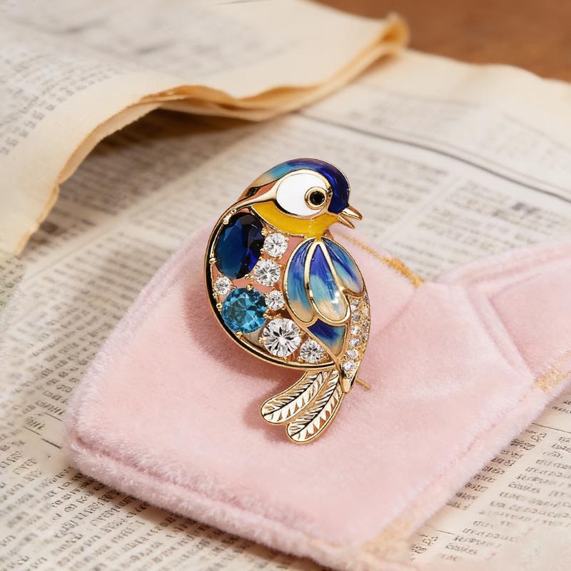 Low-key Versatile Elegant Bird Hummingbird Corsage Brooch High-end Exquisite Fashion High-end Accessories