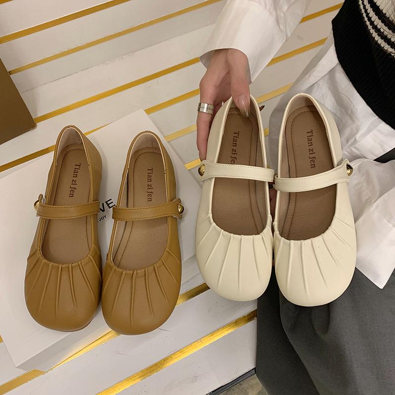 Fashion 2025 Word with Soft-soled Doudou Shoes Commuting Not Tired Feet Boutique Fashion Women's Shoes