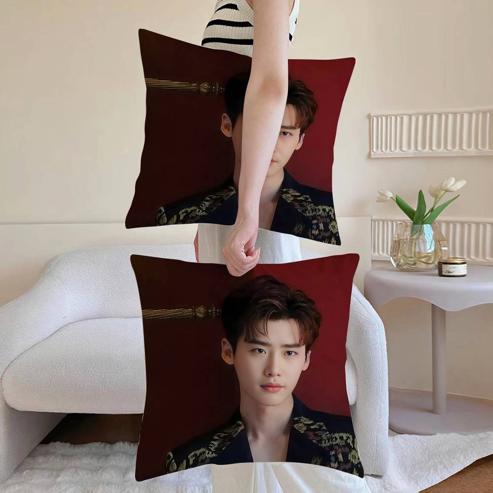 Lee J-Jong Suk Pillow Case Sofa and Living Room Decorative Cushion Covers Dust-proof and Mite-proof Invisible Zipper