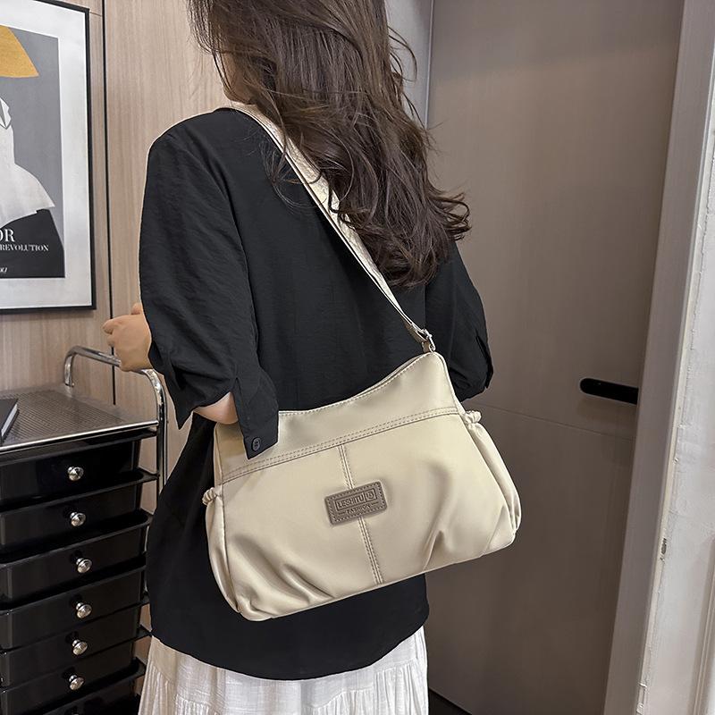 Women's Water-Repellent Wear-Resistant Crossbody Bag, Versatile Casual Fashion, Korean Style Trendy Shoulder Bag