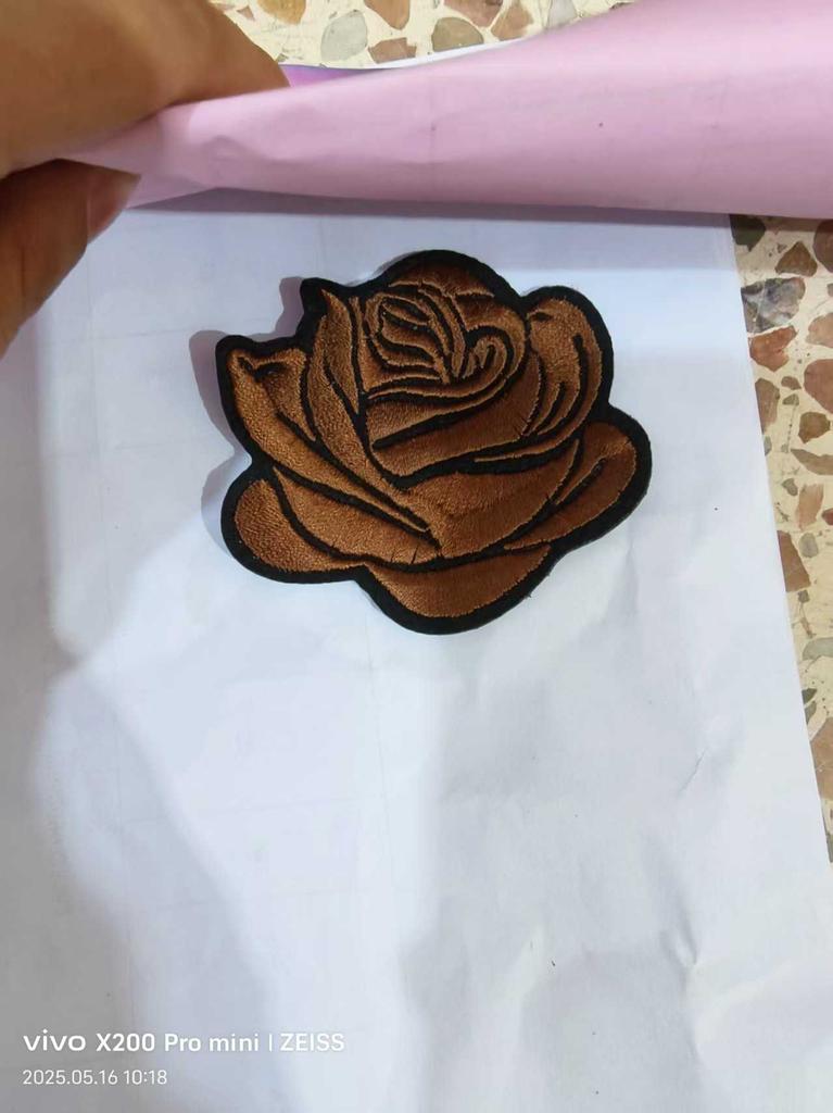 10Pcs Flower Rose Iron on Patches Embroidered Sew on Patch Appliques Patch for Clothing Jackets Backpack Repairing Decorations