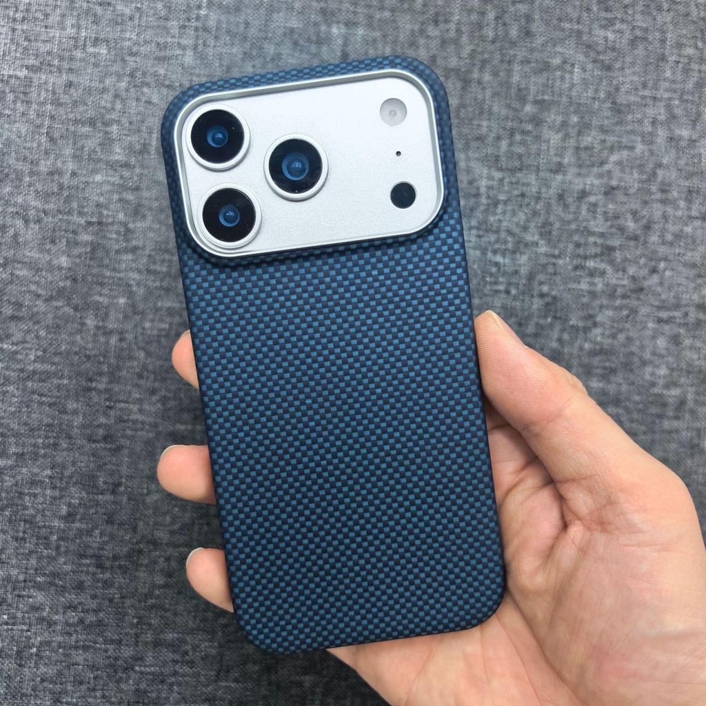Apple 17 Pro Max Kevlar Magnetic Case: Ultra-Thin, Lightweight, Real Carbon Fiber Protective Shell