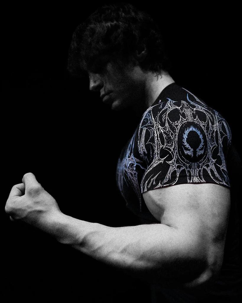 BreatheDivinity Men's Quick-Dry Dark Style Sports T-Shirt