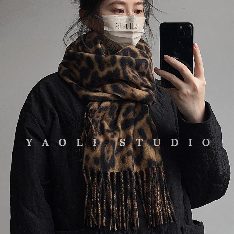 Couple Autumn and Winter Korean Style Warm and Cold proof Tassel Shawl and Scarf for Women