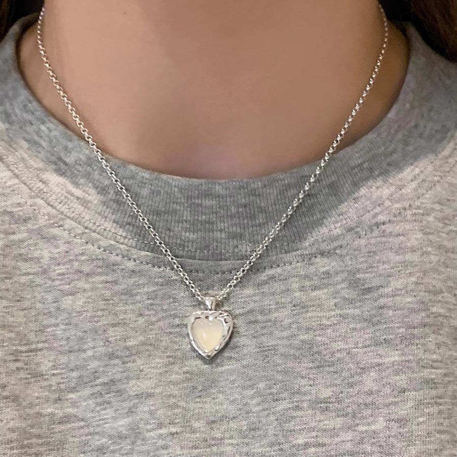 

PANJBJ 925 Sterling Silver Love Heart Necklace For Women Moonstone Sweet Classic Liquid Lava Jewelry Party Gift Dropshipping