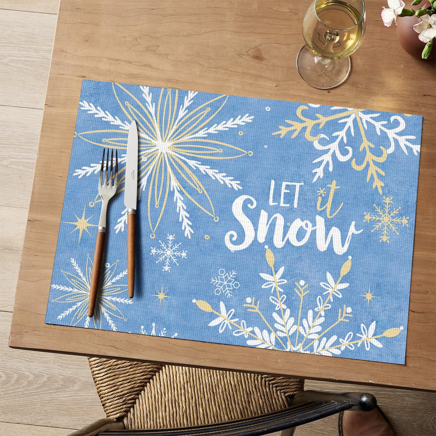 

Snowflakes Vinyl Christmas Placemats Set of 4, 12x18 Inch Washable Plastic Non-Slip Woven Winter Table Mats for Party Kitchen Dining Decor 12 x 18 , Rectangular 4 Pcs