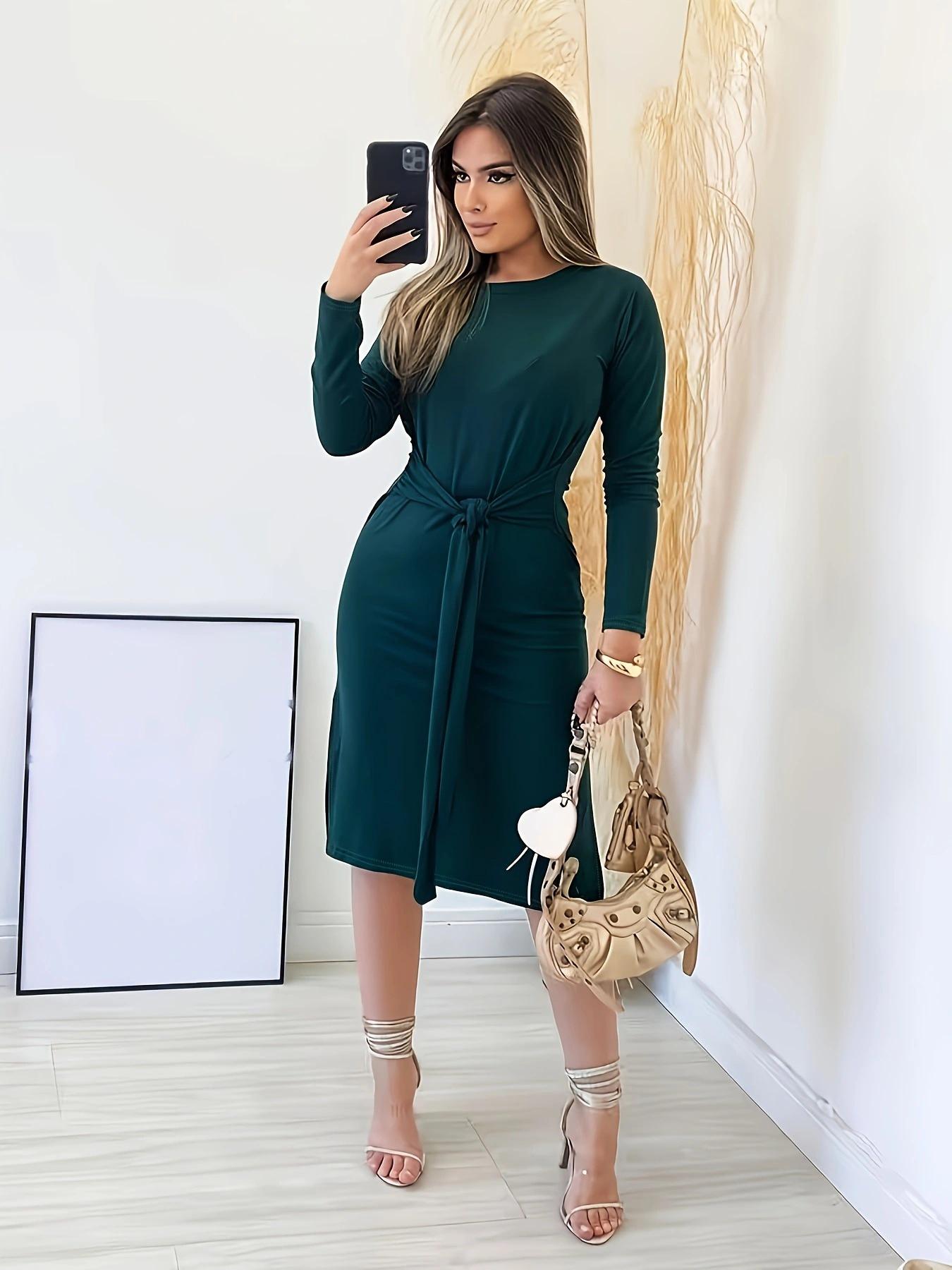 

2024 Spring Trendy European and American V-neck Sexy Solid Color Slimming Dress Double Extra Large зелёный