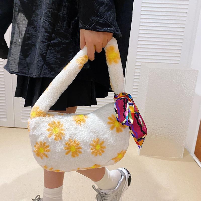 Strawberry Bear Armpit Bag Plush Love Shoulder Bag Handbag Cute Children's Handbag
