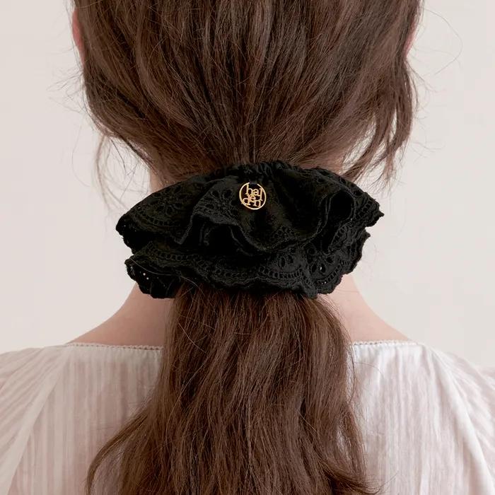 3 layer lace frill logo pendant scrunchie (H021_black)