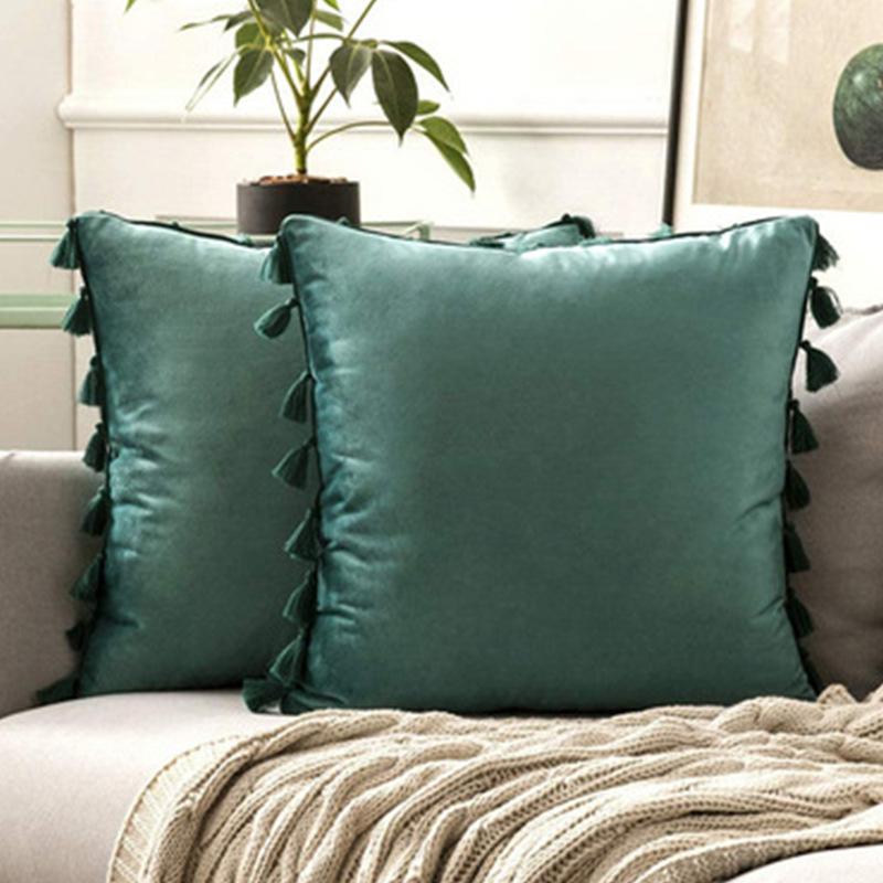 Nordic Style Solid Color Tassel Pillow Cover Short Plush Cushion Covers Bedroom Sofa Decorative Pillowcase Bohemian Style Gift Cushion Covers