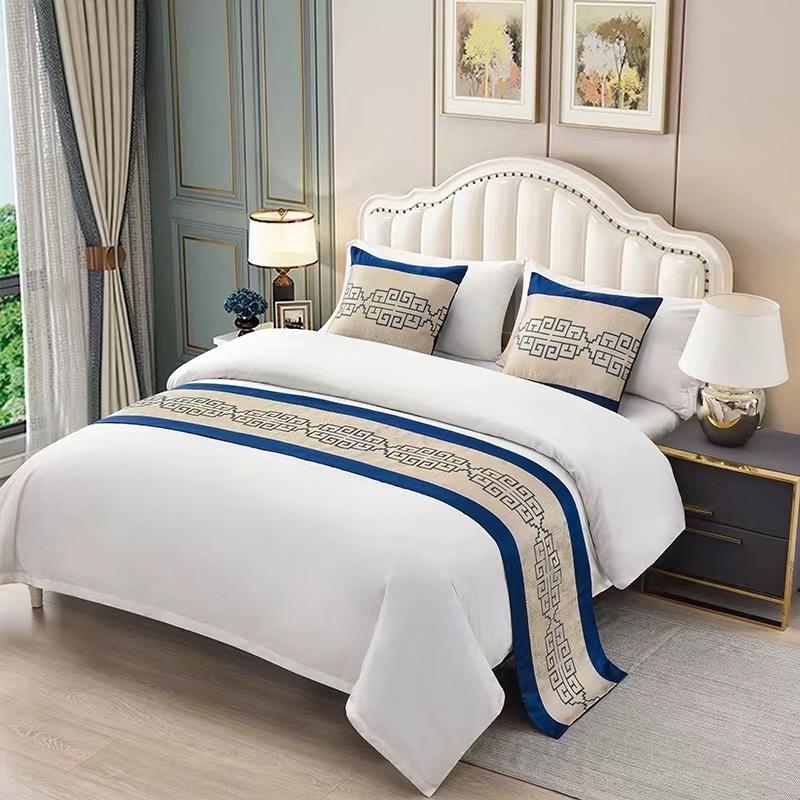 High-grade Embroidery Bed Runners Golden Red Bed Flag Covers Pillowcases Bedding Home Hotel Decor New Chinese Satin Throw Runner