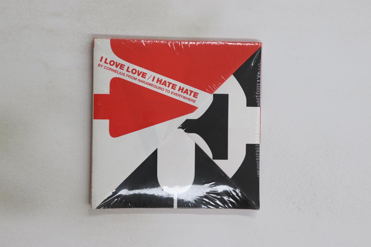 

7-дюймовая пластинка CORNELIUS - I Love Love / I Hate Hate NONE 3-D CORPORATION 2002 Япония Японский поп/рок Б/У
