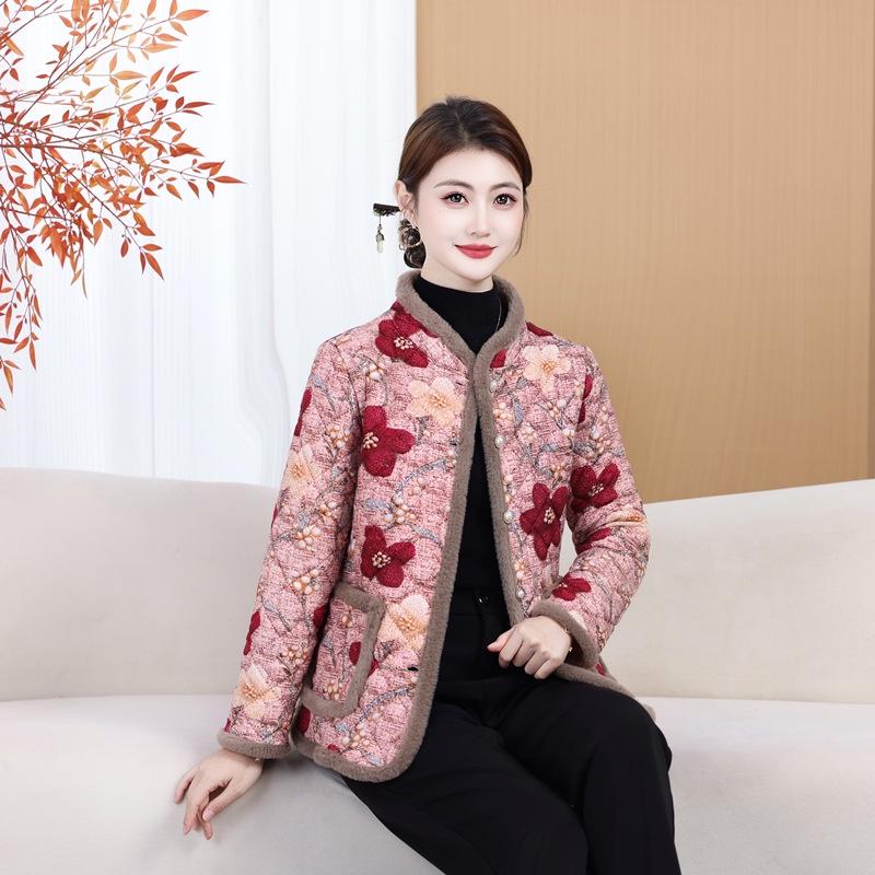 Mom's Velvet Warm Padded Jacket - Autumn/Winter Stylish Cotton Coat for Middle-Aged