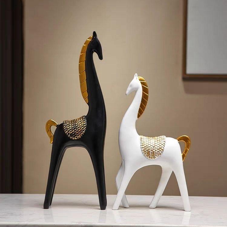 The New European Style Is On the Rise, Attracting Wealth, Horse Resin Handicrafts, Living Room TV Cabinet Wine Cabinet Decoratio