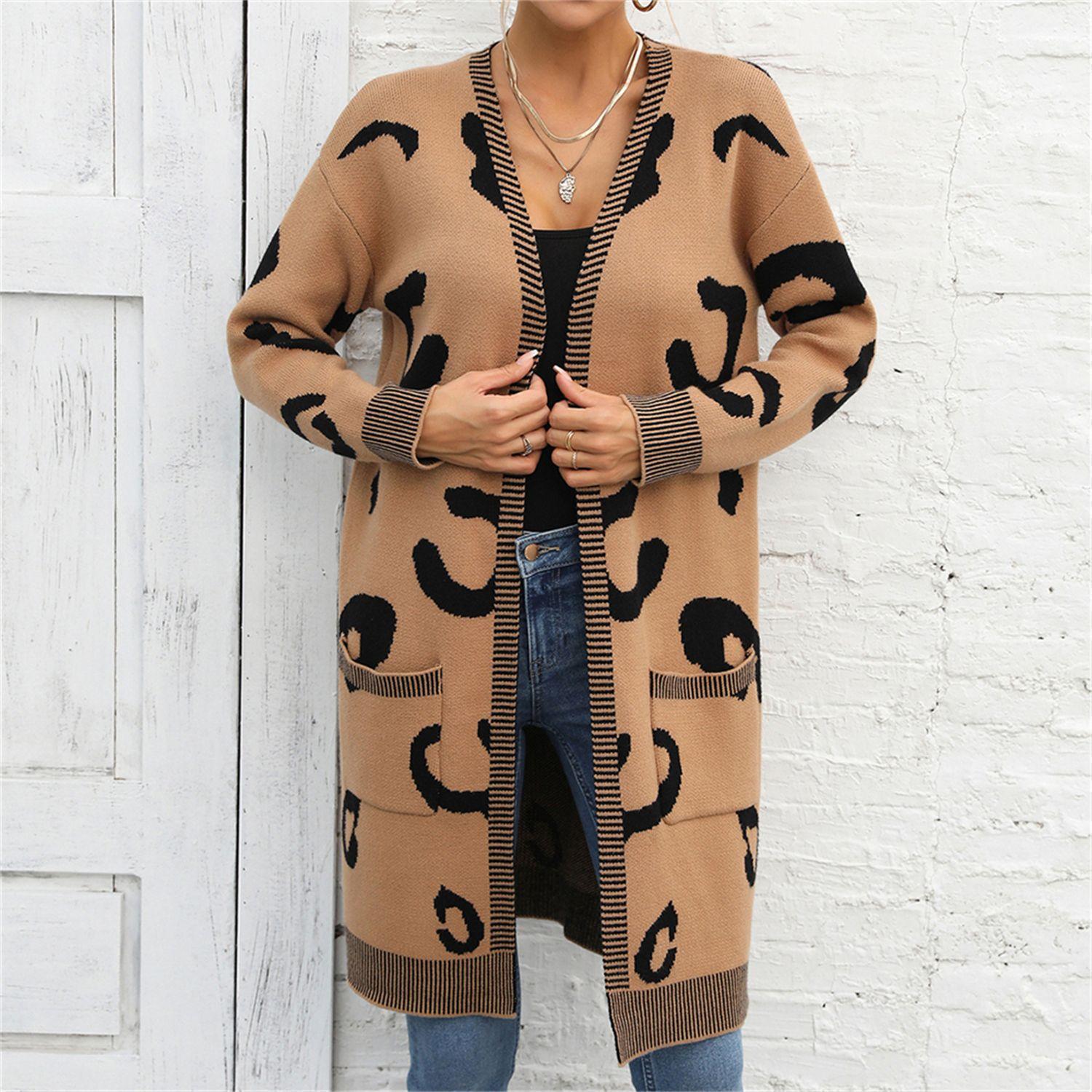 Женский осенне-зимний вязаный свитер с леопардовым принтом большого размера средней длины — фото 3