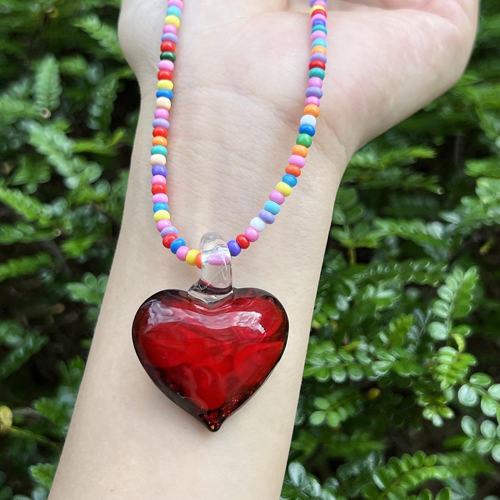 Collana Pendente in Perline di Vetro a Spirale e Cuore di Tendenza in Colori Misti