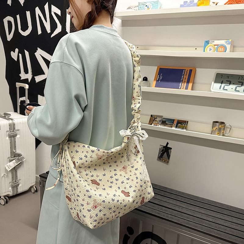 Cute Crossbody Bag Women's New Japanese Fashion Print Cloud Bag Lightweight and Versatile Shoulder Bag Student Shoulder Bag
