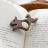 Walnut Cat & Dog Thumb Book Holder One-Handed Page Clip Portable Reading Accessory for Book Lovers Wooden Bookmark Page Press