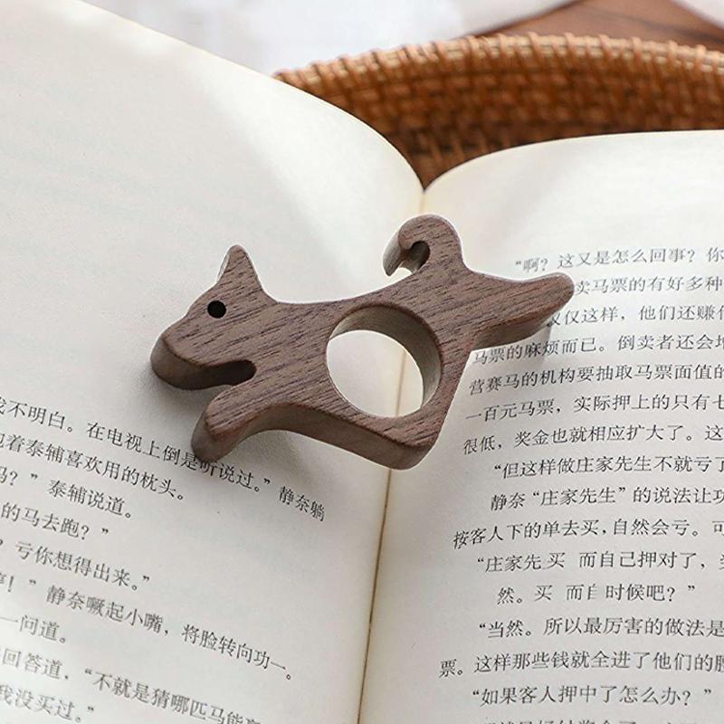 Walnut Cat & Dog Thumb Book Holder One-Handed Page Clip Portable Reading Accessory for Book Lovers Wooden Bookmark Page Press