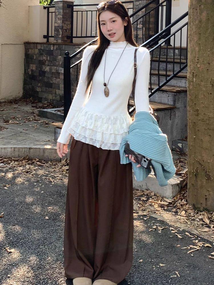 Ballet-Inspired Plush Lace Trim Long Sleeve High Neck Slimming Top for Fall/Winter