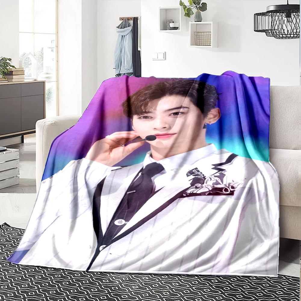 1Pc Cha Eun-woo Blanket Soft Comfortable Polyester Blanket All Season Warm Throw Bedroom Office Outdoor Use Ideal Christmas Gift Choice Print Home Bla