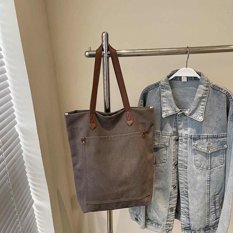 Niche retro canvas bag women's new large-capacity casual shoulder bag class commuter tote bag