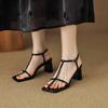 Sommer Leder Ein-Wort Sandalen Damen Einfarbig Mittelhoch Große Größe Rindflechse Sohle Neue Mode Sandalen Quadratischer Kopf Dicker Absatz Schnalle