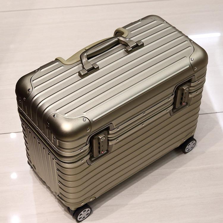 Alloy Photography Tripod & Camera Pilot Carry-On Case