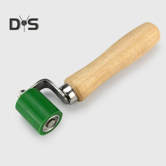 Silicone Seam Roller with Wooden Handle Ergonomic Design Durable Structure Heat-Resistant Portable Quick Pressing Roller