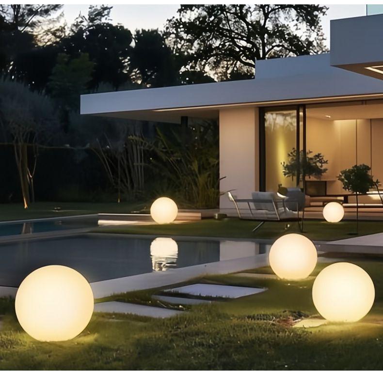 Solar Luminous Spherical Lawn Lamp: Waterproof Outdoor Atmosphere Light for Courtyard and Camping